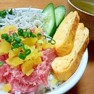 相性バツグンな「トロたく丼」